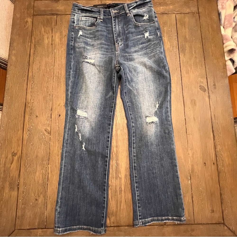 Risen Jeans